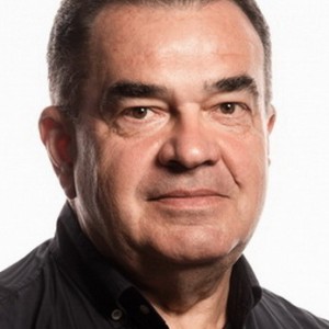 Виктор Селезнев